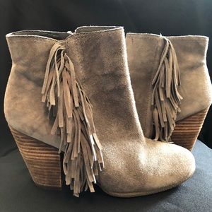 Vince Camuto - Grey Suede Fringe tassels Boots